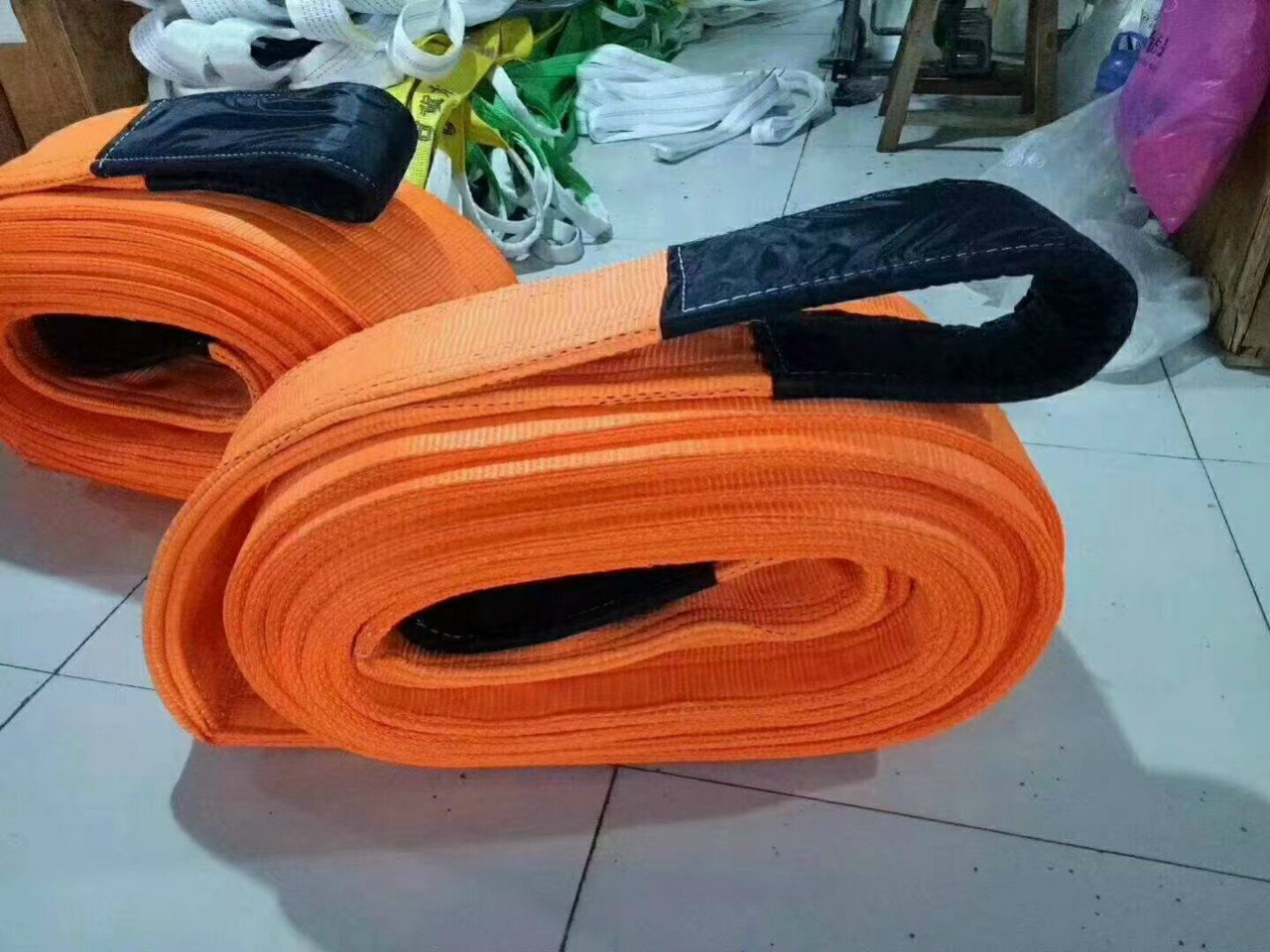 Dây Cẩu Giá Rẻ: Lựa Chọn Thông Minh Hay Rủi Ro Tiềm Ẩn? Giải Pháp An Toàn, Tối Ưu Chi Phí Tại SANBOO Việt Nam